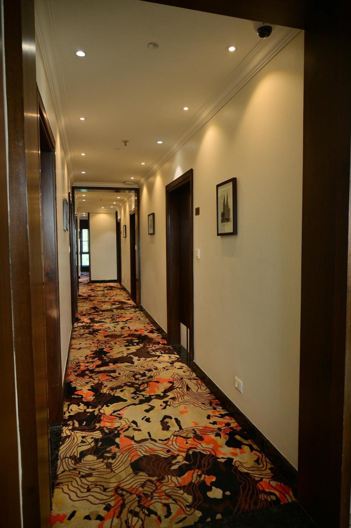 Hotel Golden Riviera Mysore Ngoại thất bức ảnh
