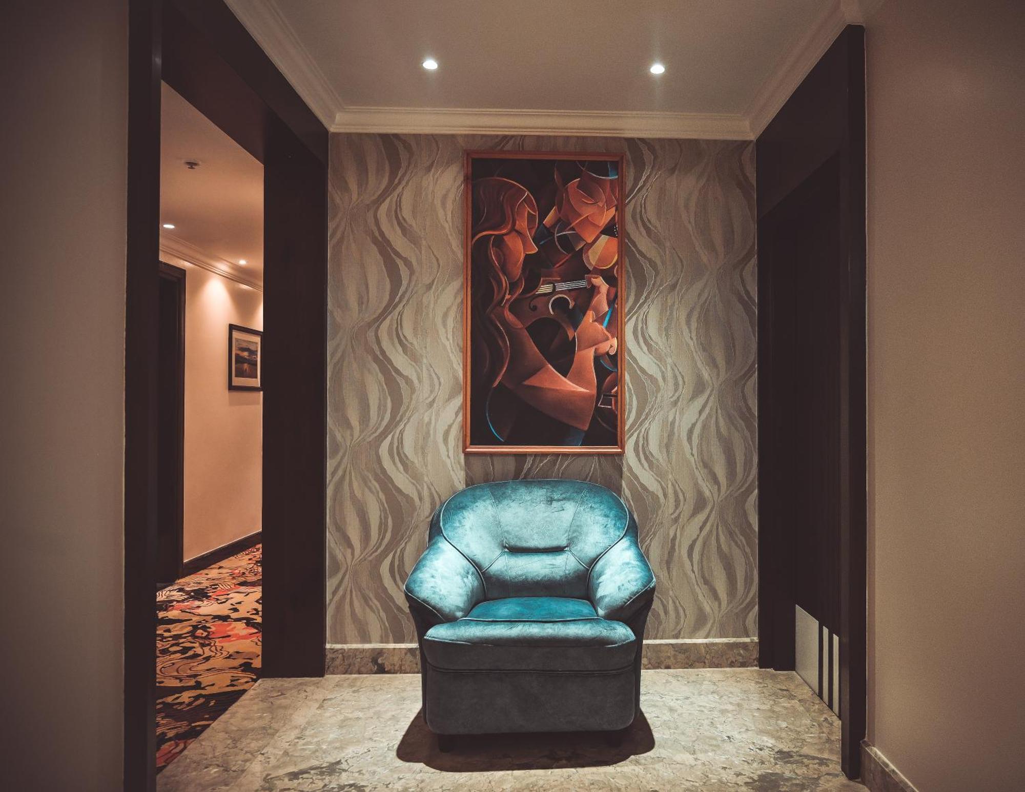 Hotel Golden Riviera Mysore Ngoại thất bức ảnh