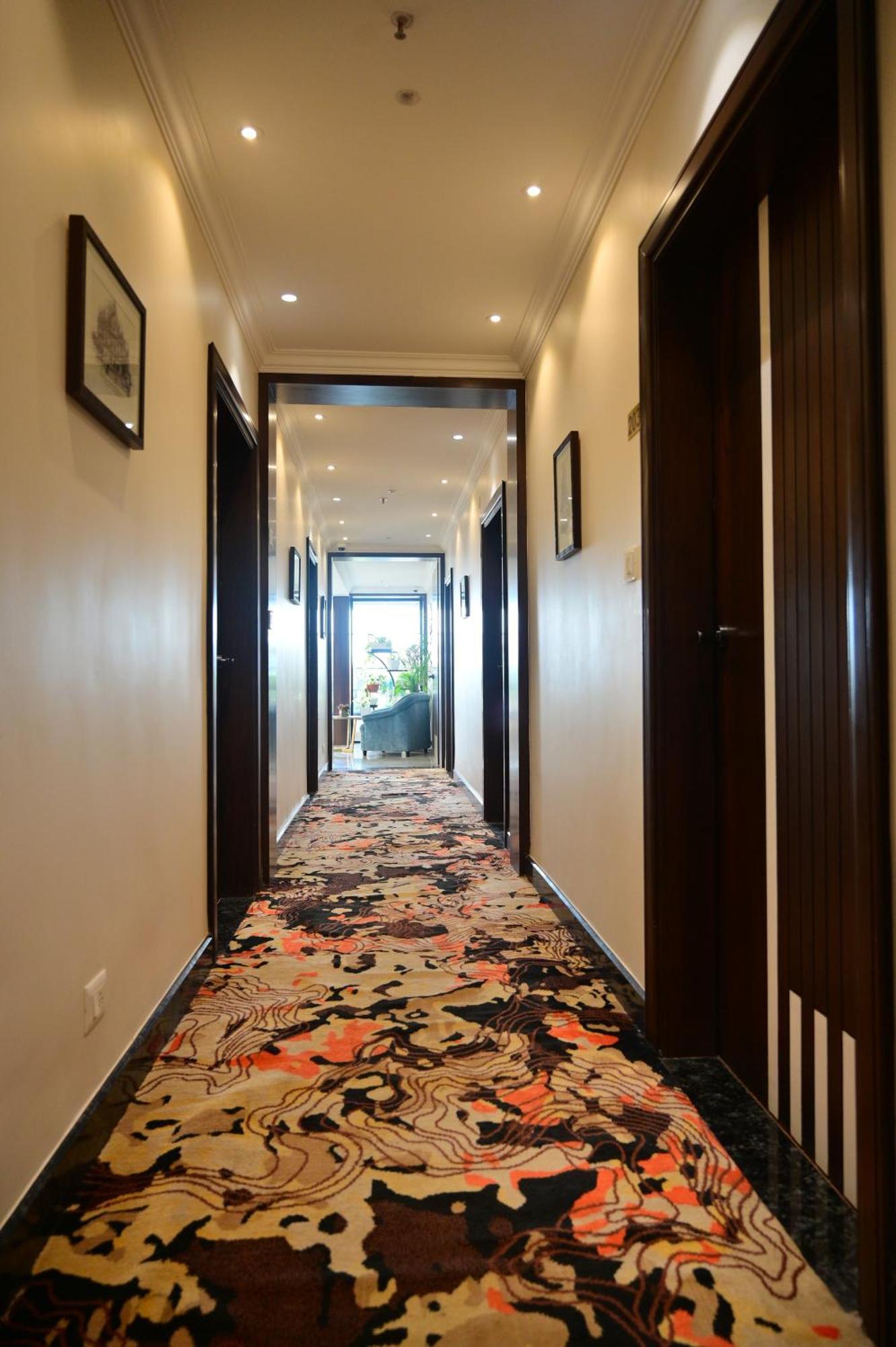 Hotel Golden Riviera Mysore Ngoại thất bức ảnh