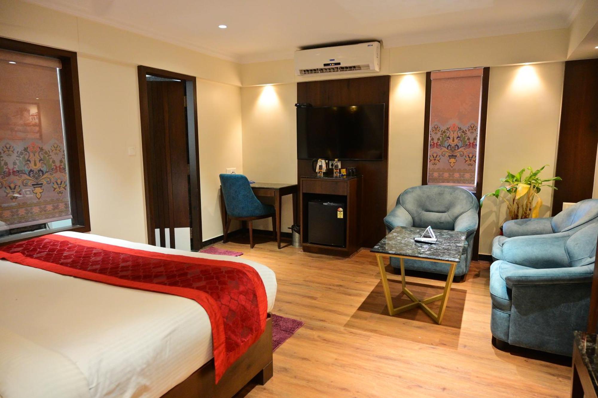 Hotel Golden Riviera Mysore Phòng bức ảnh