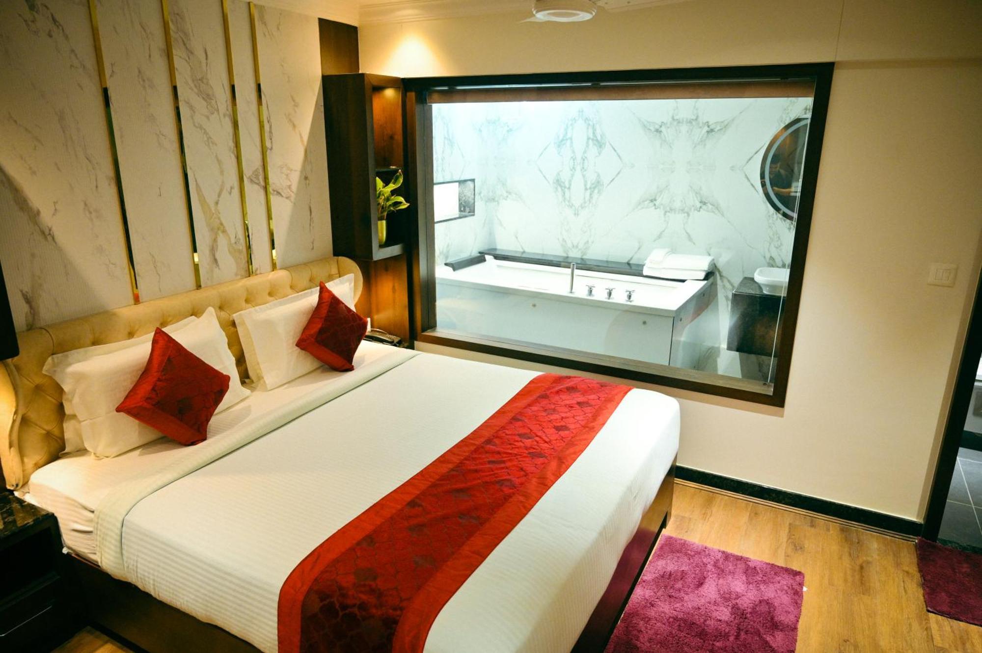 Hotel Golden Riviera Mysore Phòng bức ảnh